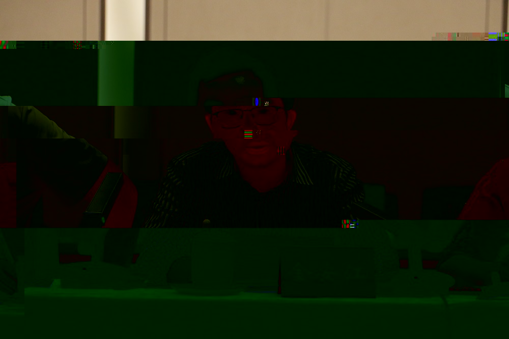 2D2F8